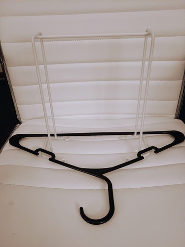 Free standing hanger organizer - standing,